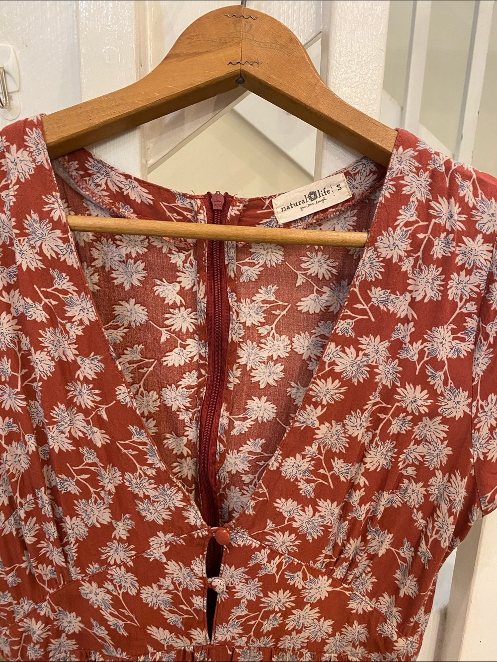NATURAL LIFE Rust Floral Button-Front V-Neck Dress, S